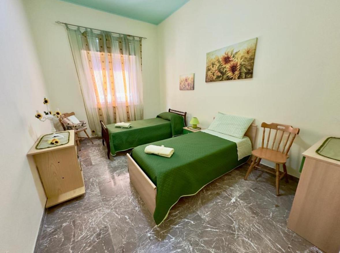 Appartamento 奇尼斯 外观 照片